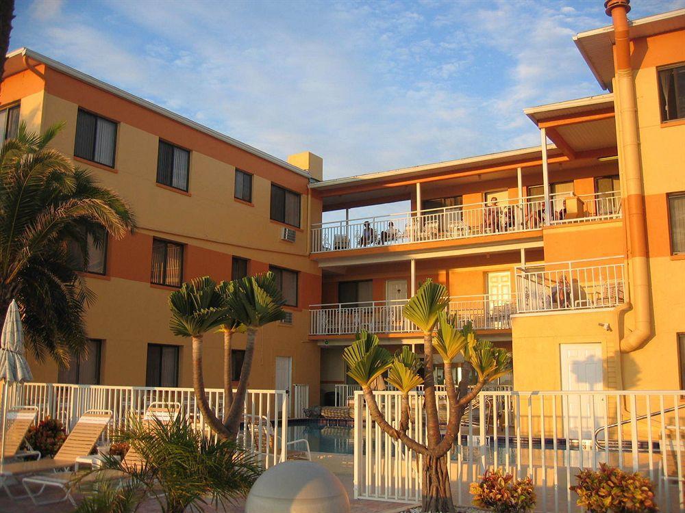 Page Terrace Beachfront Hotel St. Pete Beach Dış mekan fotoğraf