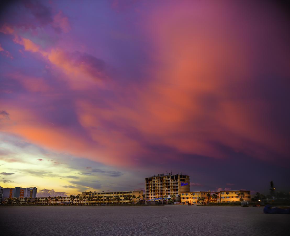 Page Terrace Beachfront Hotel St. Pete Beach Dış mekan fotoğraf